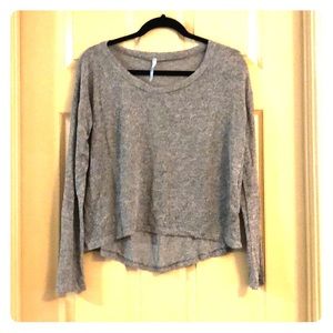 Cute, easy to wear lightweight sweater